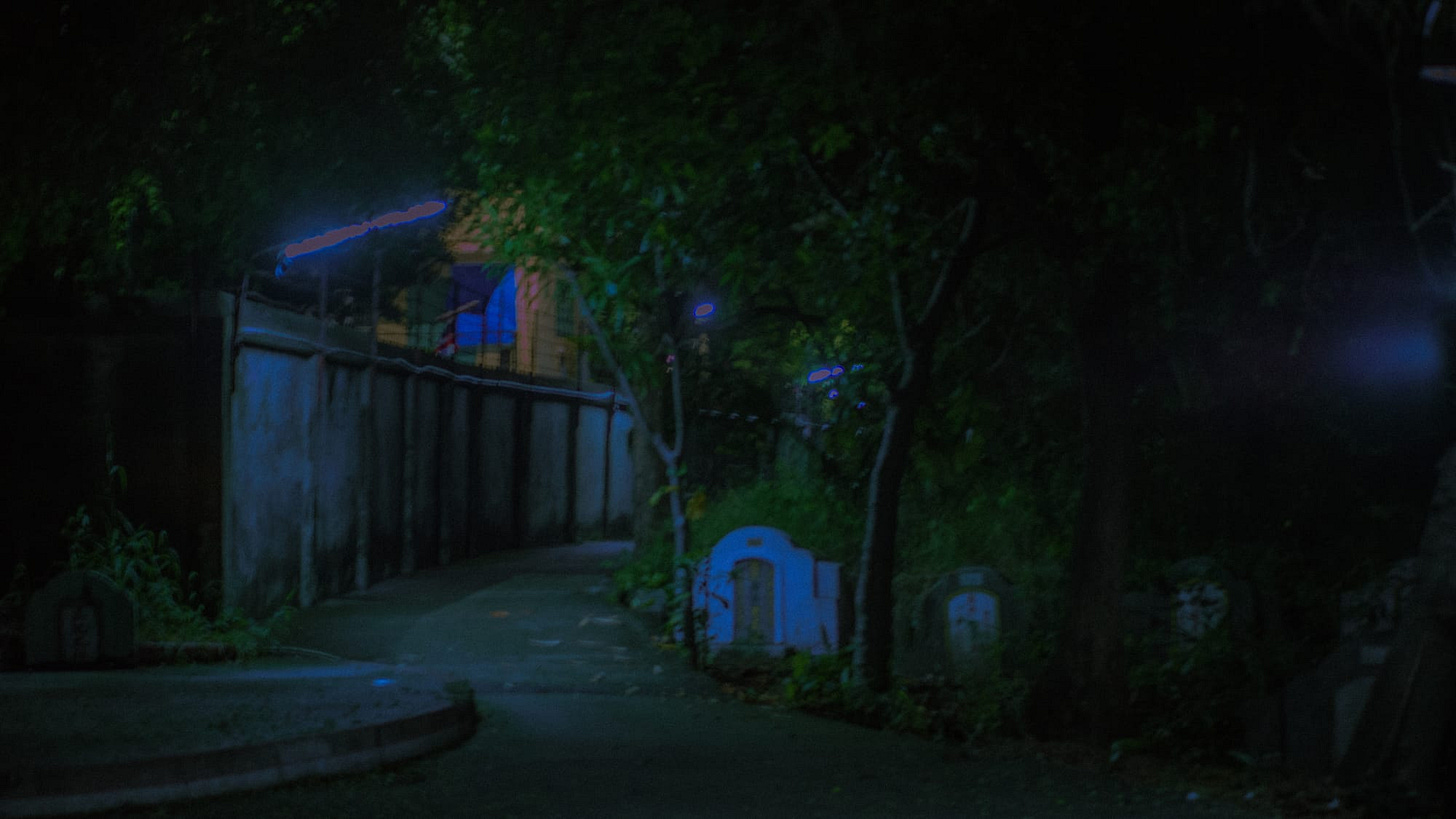 Ghostbirth 2 – The Graveyard Scene