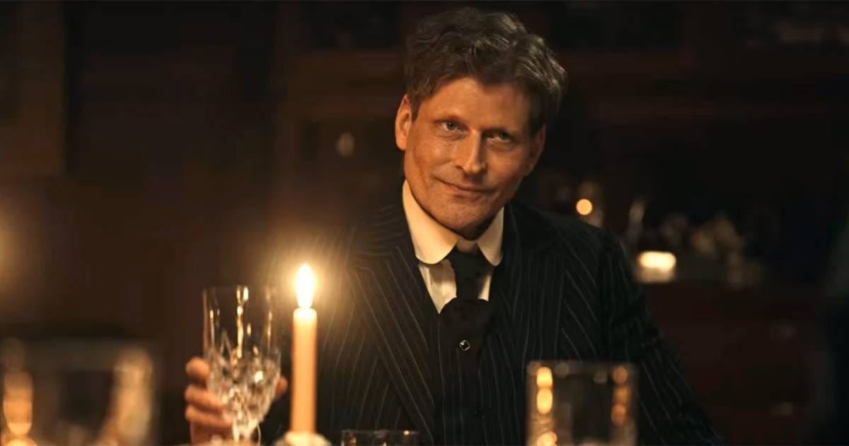 Crispin Glover as Pickman in Netflix Cabinet of Curiosities