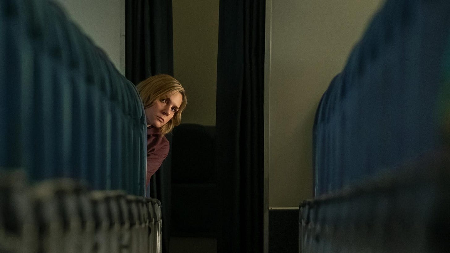 La serie 'Pluribus', la felicidad del mundo en manos de la persona más miserable La serie 'Pluribus', la felicidad del mundo en manos de la persona más miserable