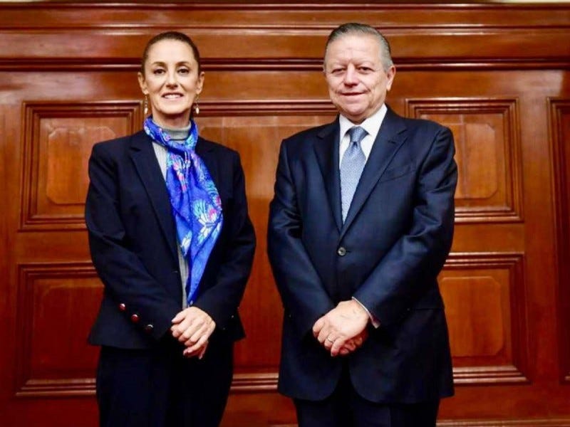 Sheinbaum y Zaldívar se reúnen tras firma de convenio sobre justicia