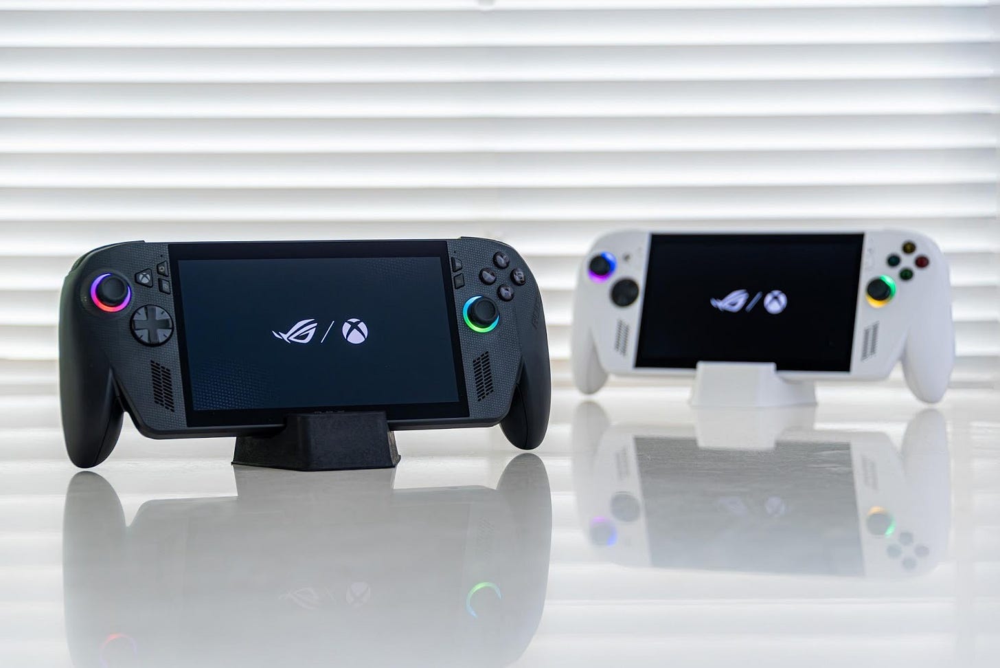 A pair of gaming controllers
AI-generated content may be incorrect. A pair of gaming controllers
AI-generated content may be incorrect.