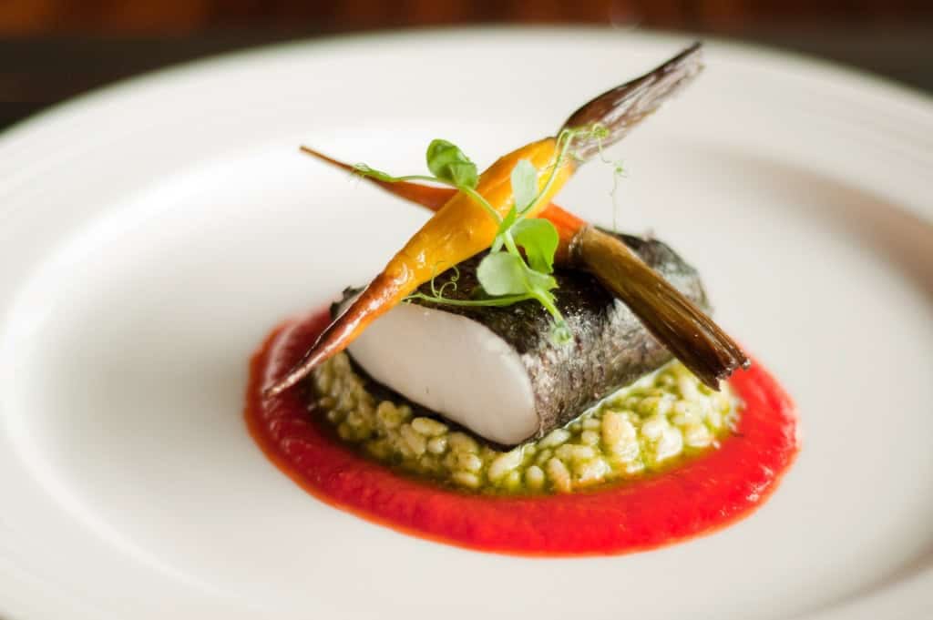 Fine dining solo in paris