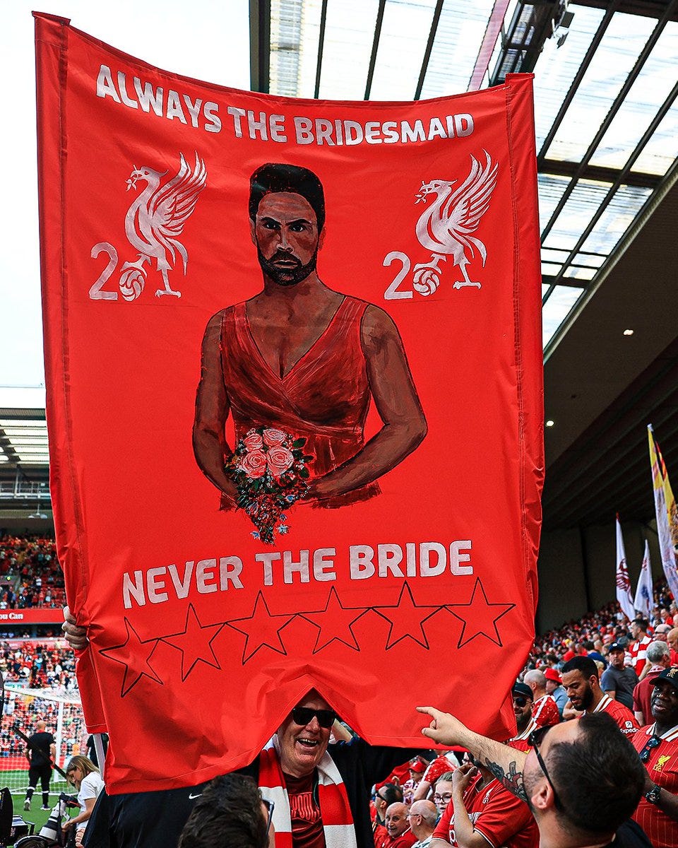 Liverpool FC fans unveiled a special banner for Mikel Arteta as Arsenal's  grip on second continued to loosen 😬👰‍♂️