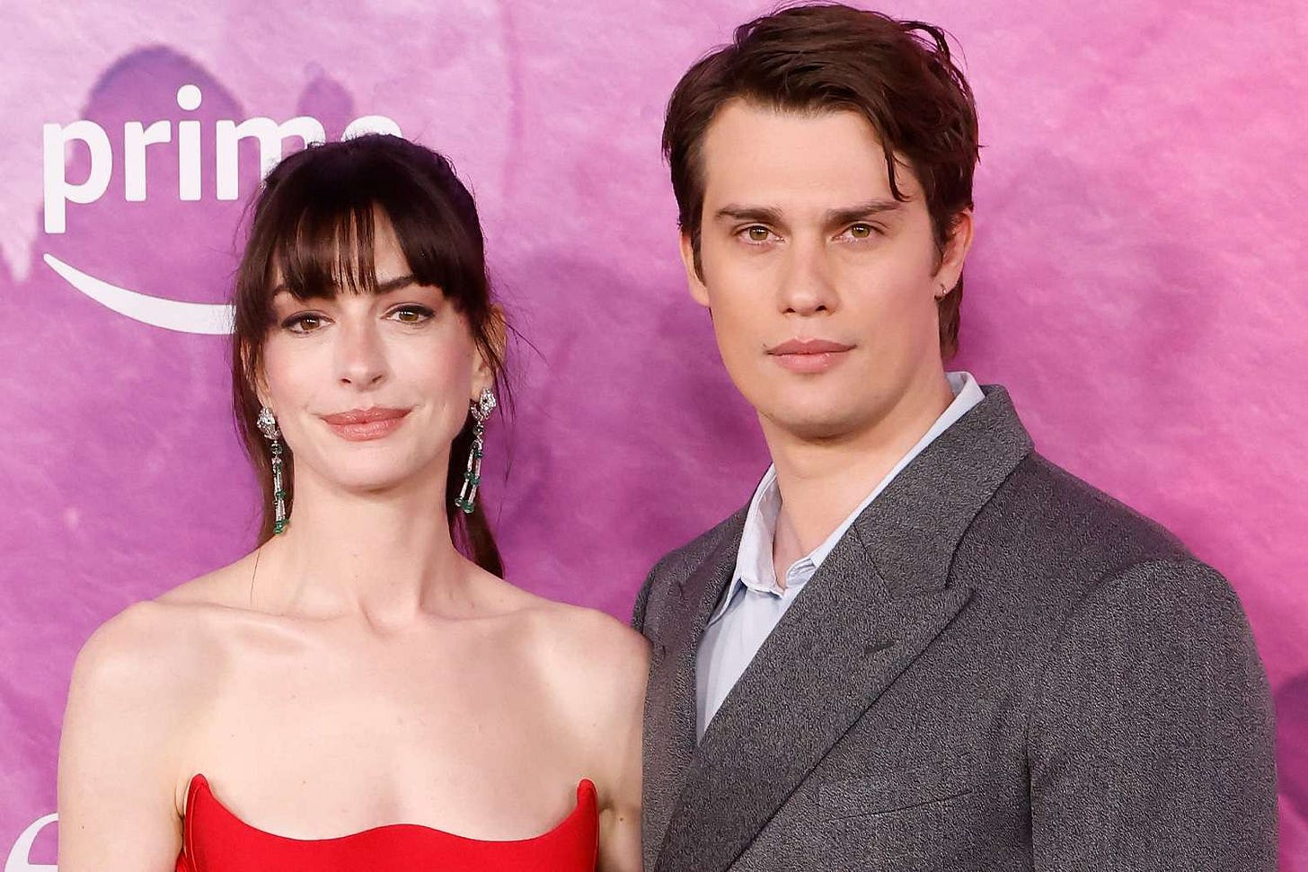 Anne Hathaway gave 'The Idea of You' costar Nicholas Galitzine Listerine art