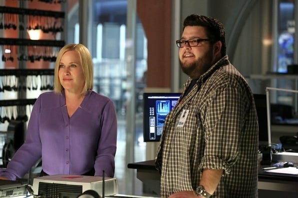 csi cyber ghost in machine recap 2015 images 596x397-001