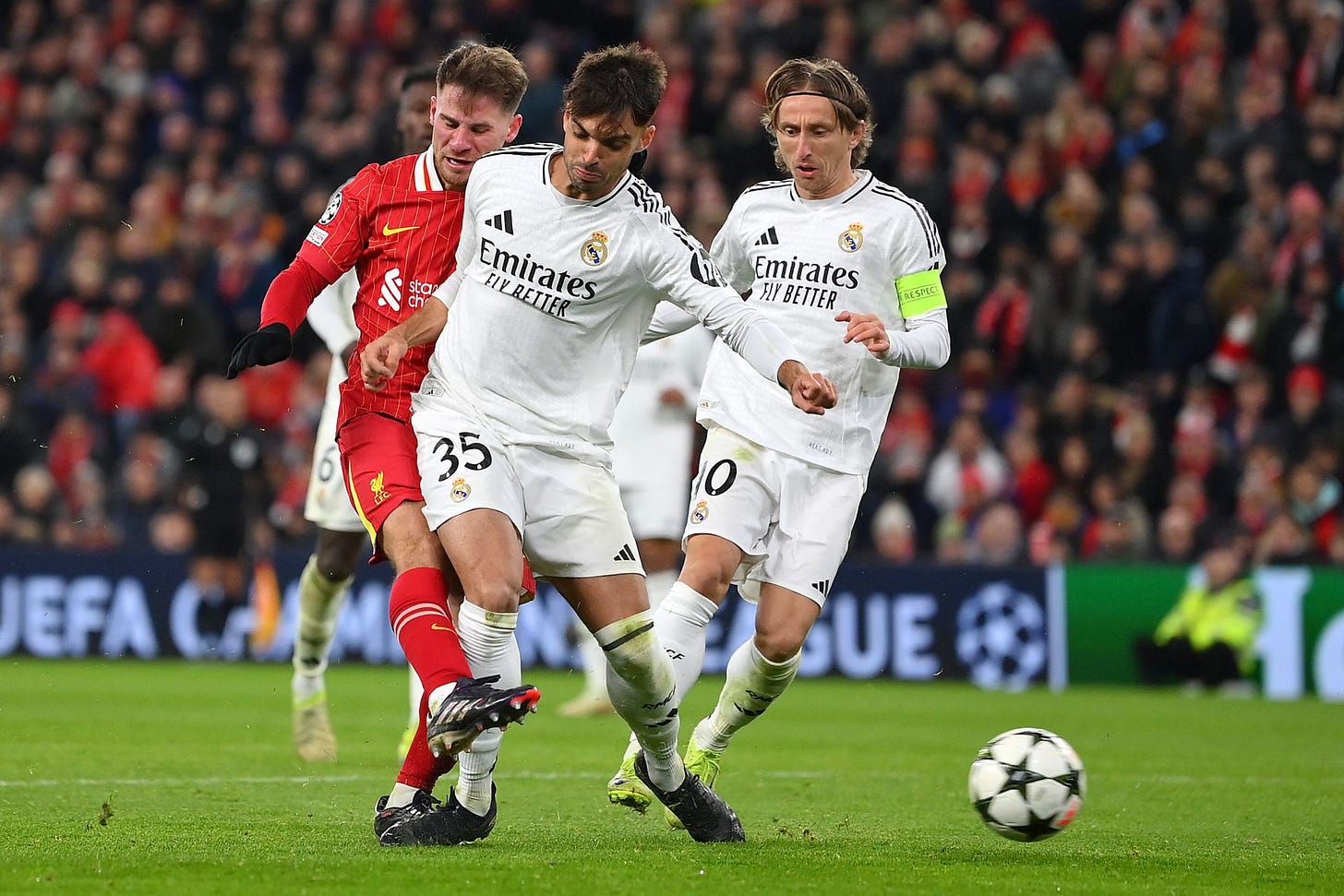 Mbappe 3, Bellingham 5 | Liverpool 2-0 Real Madrid: Player Ratings - Madrid  Universal