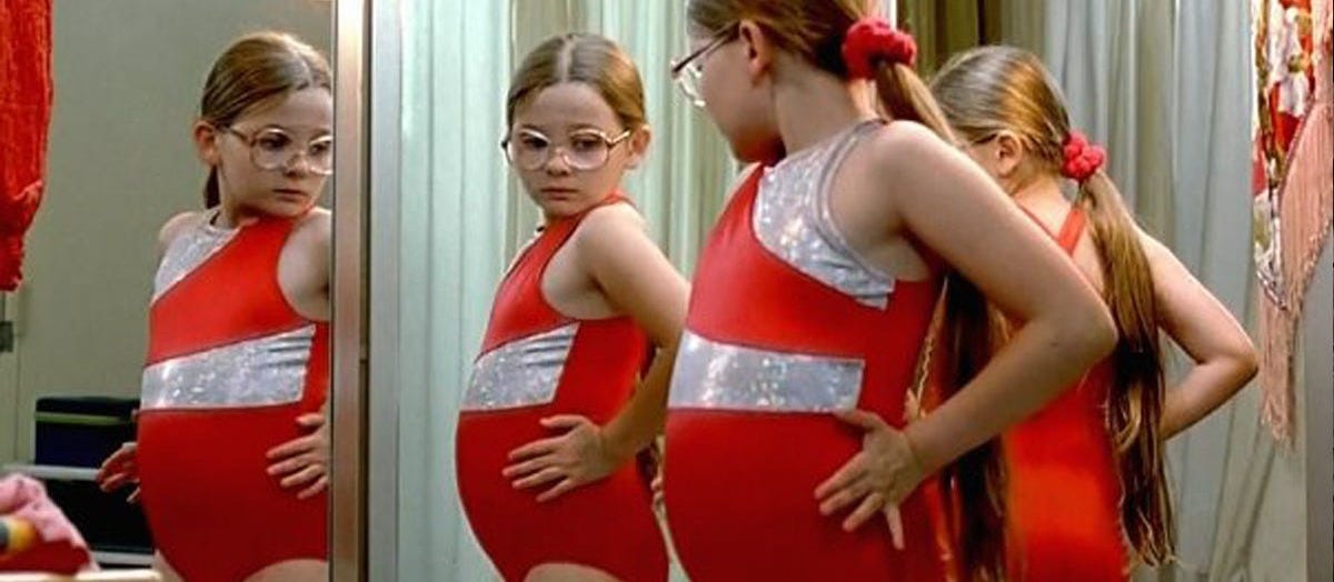 Where's Olive? Losers and Heroes in Little Miss Sunshine – GirlsOnTops