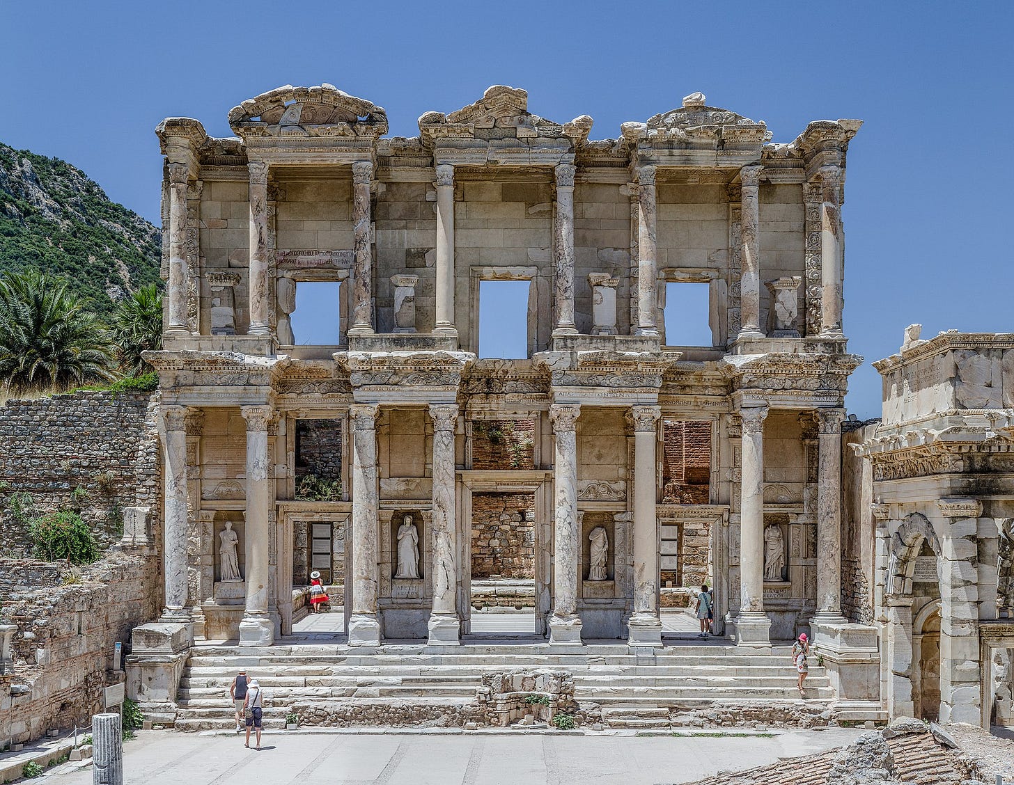 Ephesus Celsus Library Façade.jpg Ephesus Celsus Library Façade.jpg