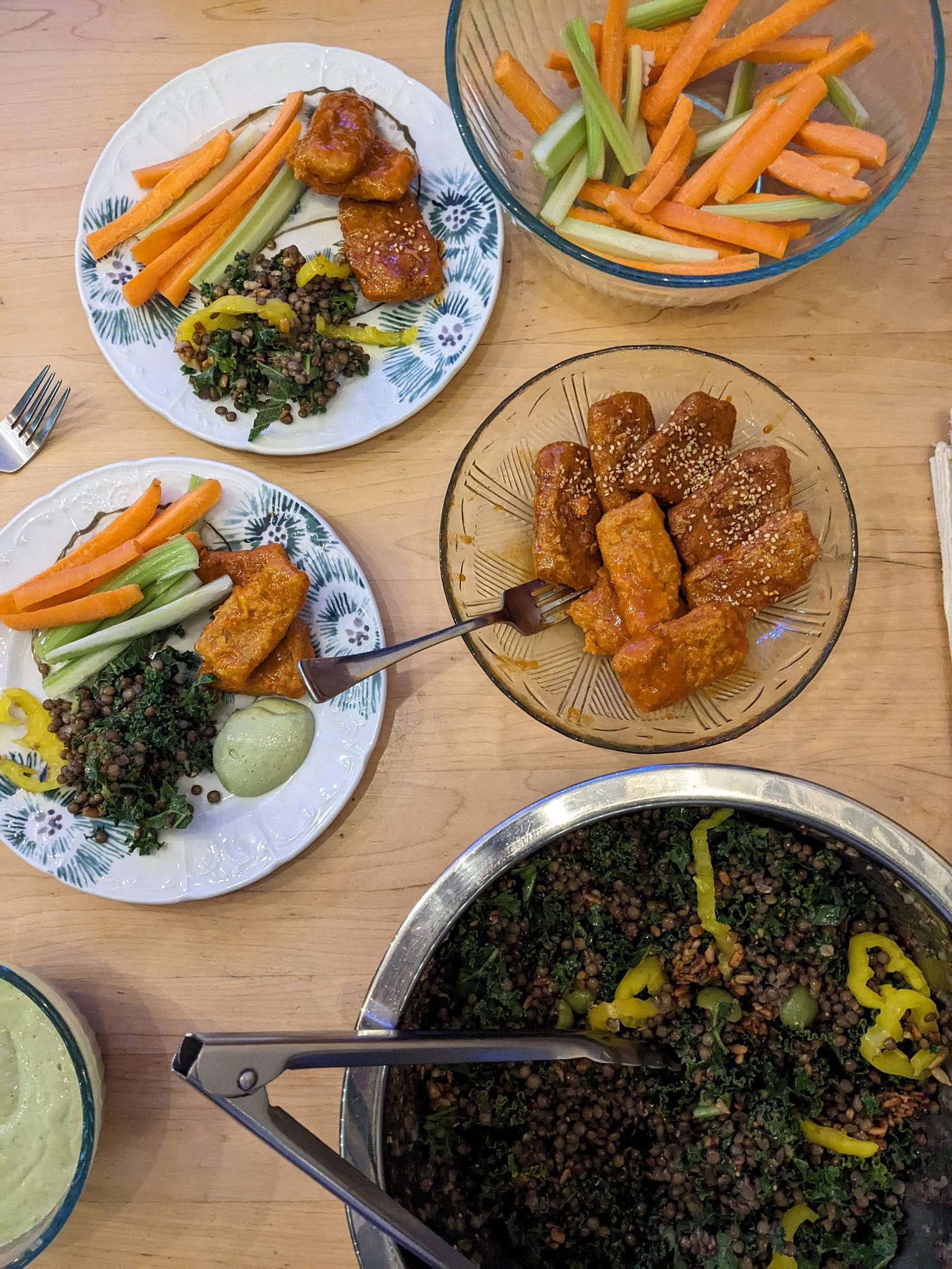 vegan superbowl buffalo nugget plates