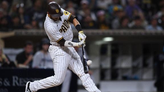 Austin Nola breaks tie with RBI single for Padres - ESPN Video