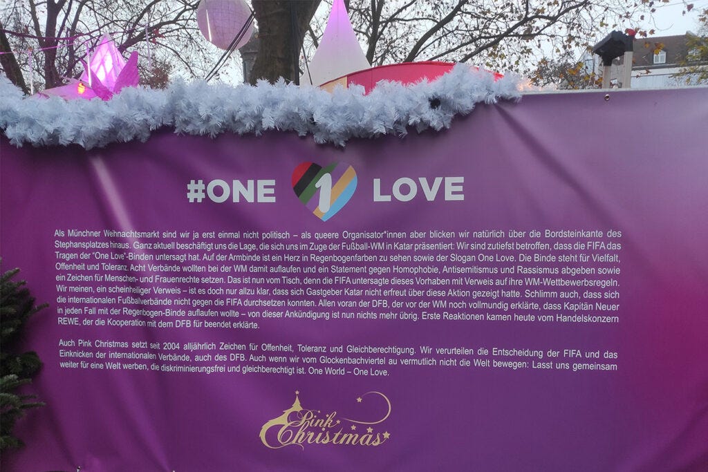 Banner des Weihnachtsmarktes "Pink Christmas" in München