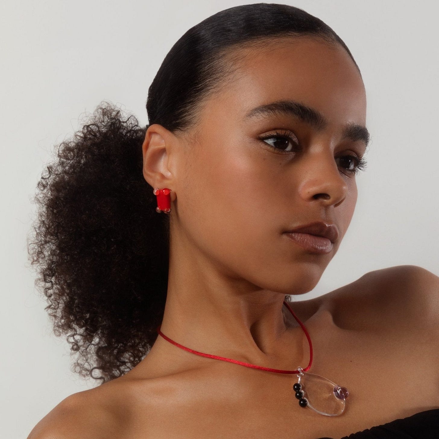 Pea Necklace, Nightshade
