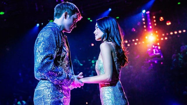 r/Heartstoppercast - Romeo + Juliet review — Kit Connor’s biceps are the star in a Broadway romp