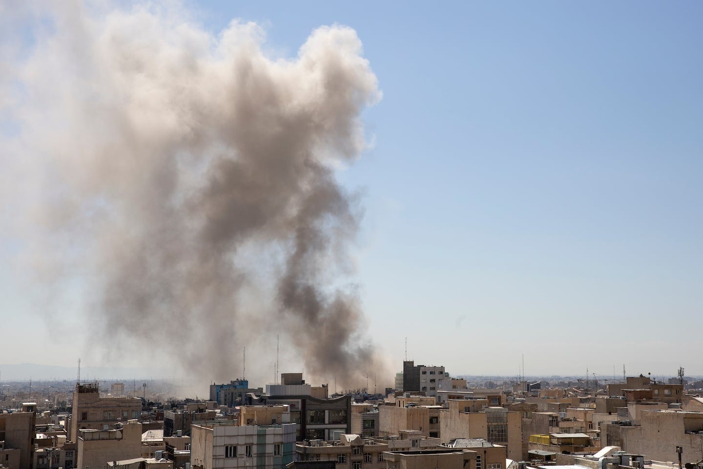 Israeli strikes rock Tehran as Iran's counterattacks widen