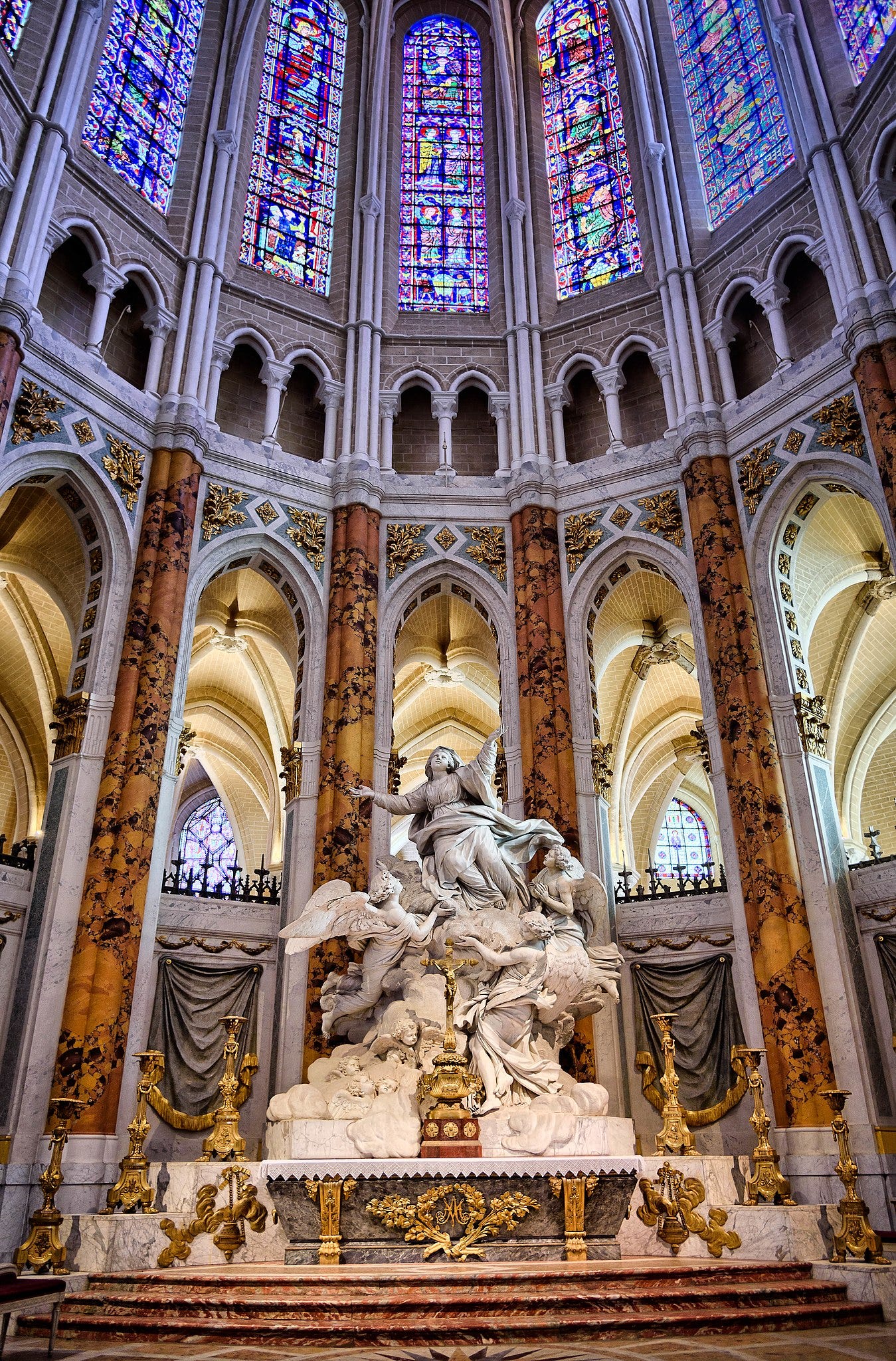 File:The Assumption of the Virgin Mary, Chartres Cathedral  (20061810792).jpg - Wikimedia Commons