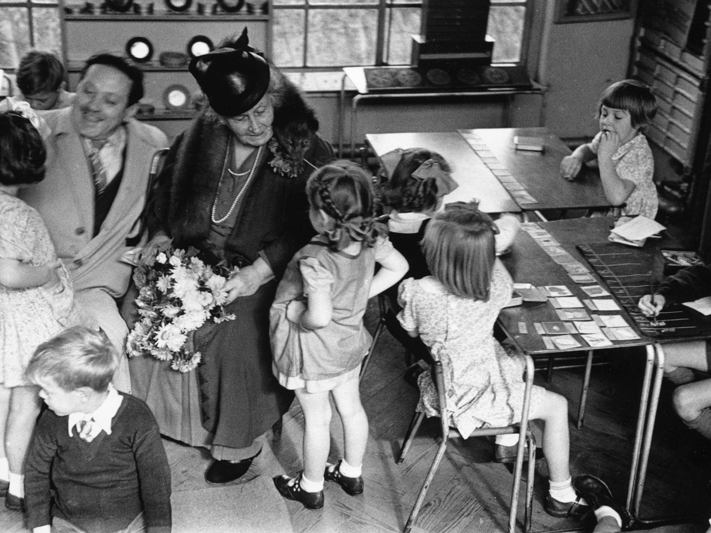 https://www.thoughtco.com/what-is-a-montessori-school-p2-2774231