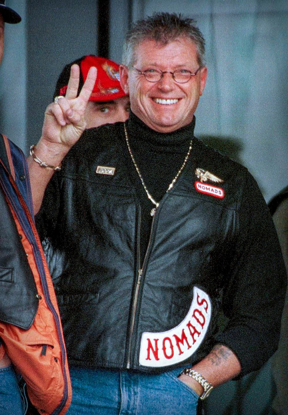 Photographic Memory: Hells Angels boss flashes a peace sign | Montreal  Gazette