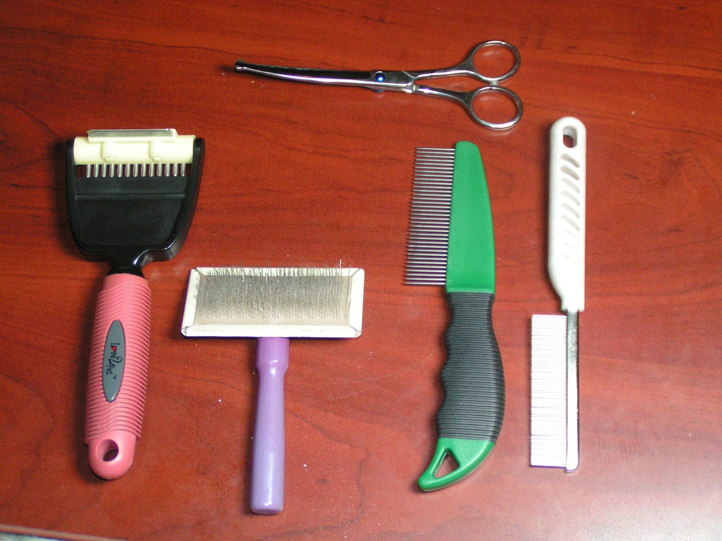 Grooming_Tools_For_Cats Grooming_Tools_For_Cats