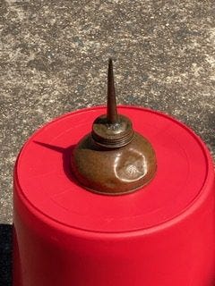 oilcan.jpg