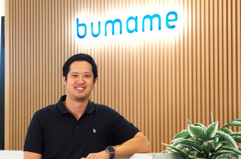 Akulaku files for HK IPO 🏦. Bumame lands Japan-backed funding 💉. Global VC hits $227B but narrows to mega-deals 📉