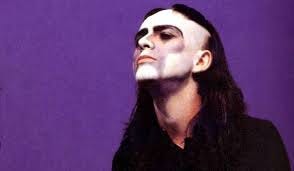 Classic Peter Gabriel with his reverse Mohawk and stage makeup | Peter  gabriel, Gabriel, Progressive rock