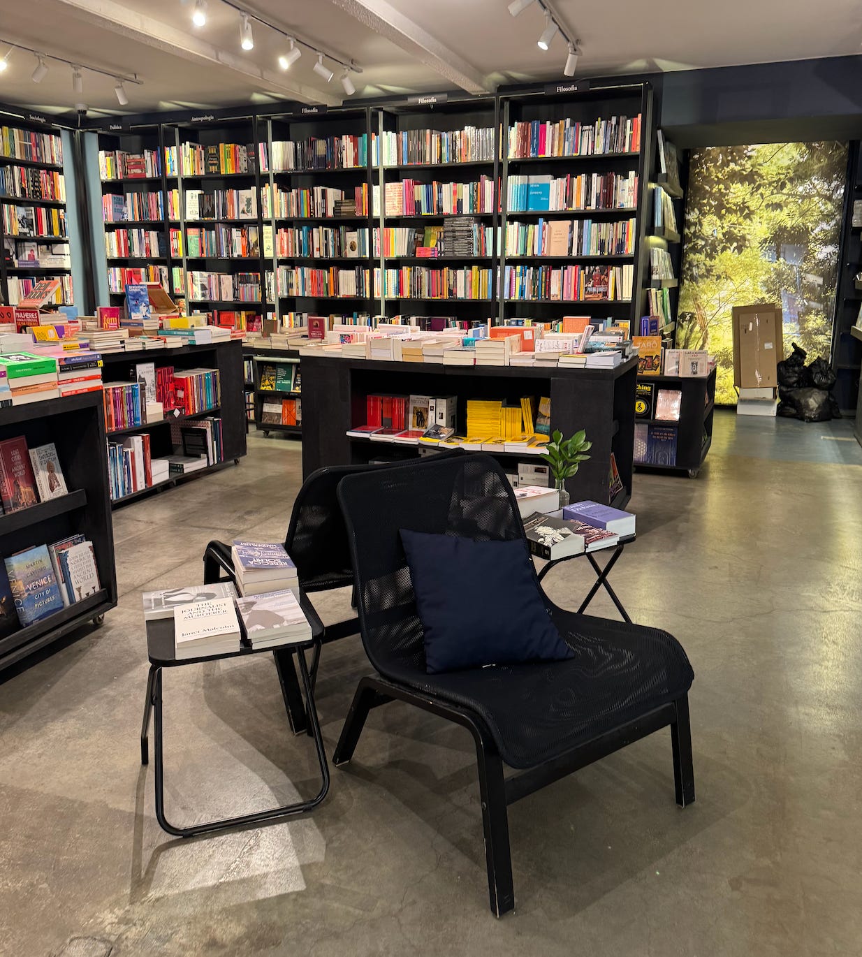 6 Bookstores in Lisbon Worth Visiting - by EJ Johnson