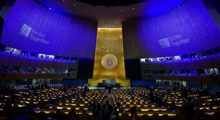 Vista del auditorio de la Asamblea General en el evento de conmemoración del 80º aniversario de la ONU.