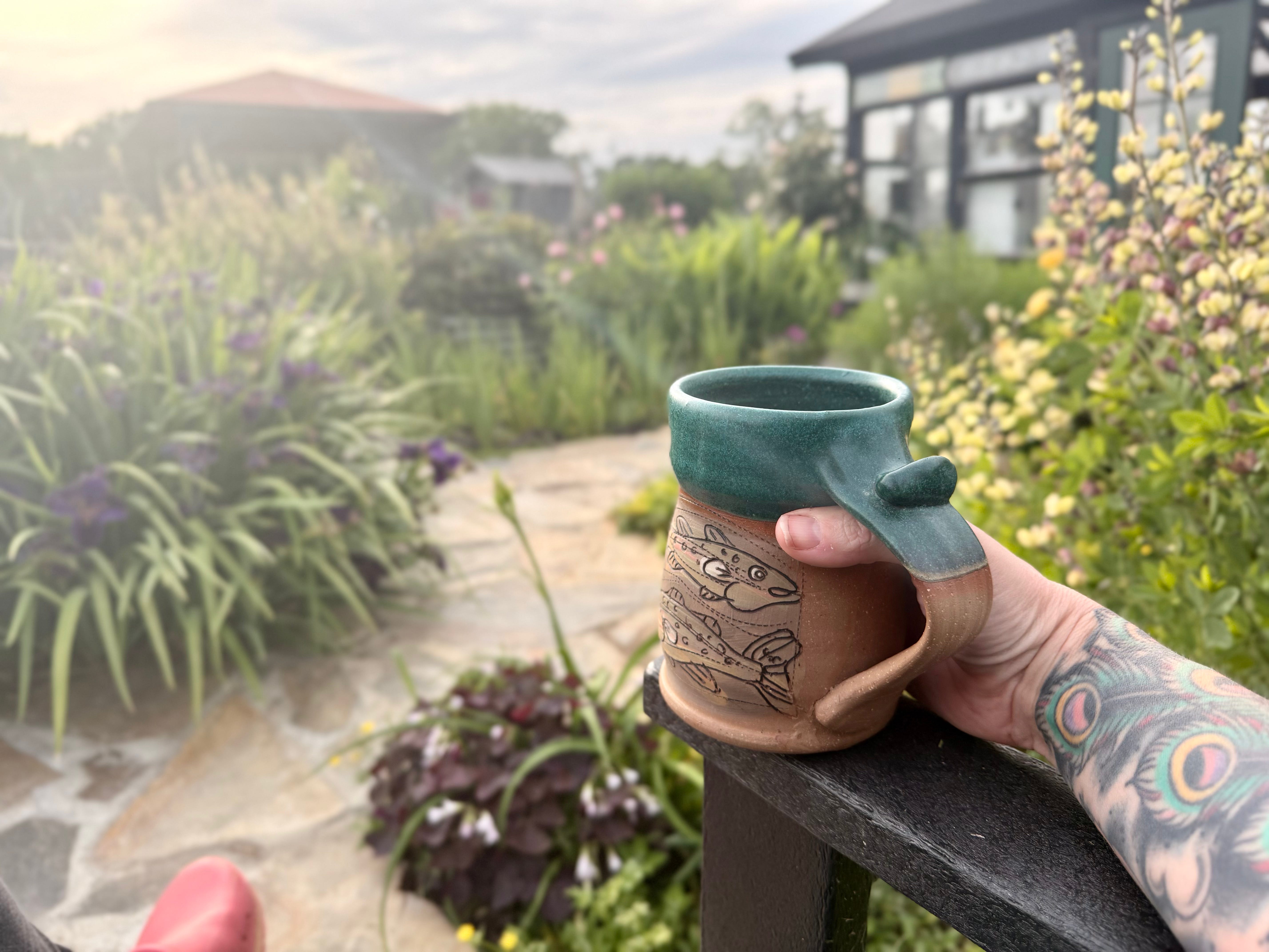 Jess Sowards (@jessicasowards): "Afternoon tea and the garden in full ...