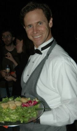 waiter2_01.jpg waiter2_01.jpg