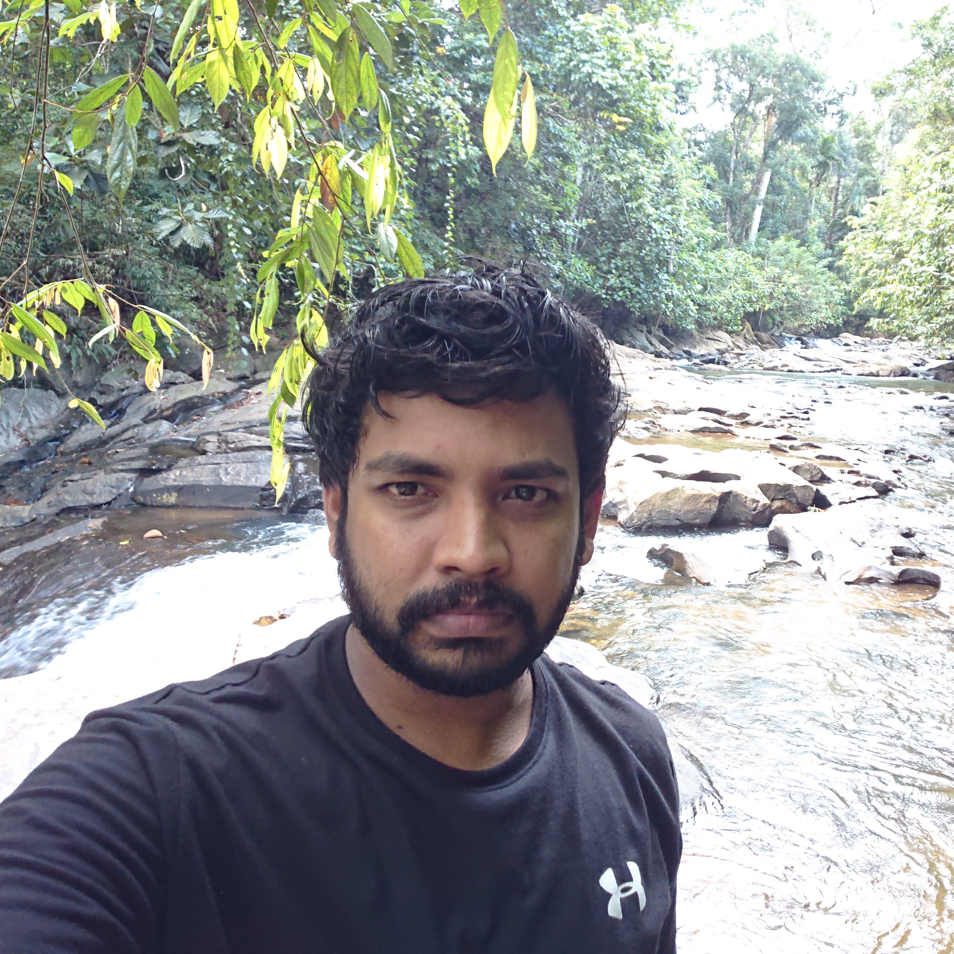 Substack profile picture for @hemal