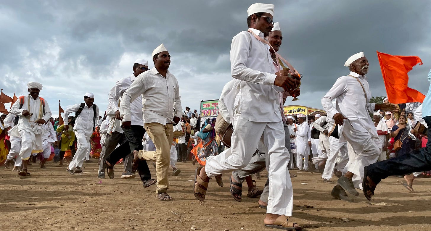 Millions of devotees embark on spiritual journey for Ashadhi Wari in  Maharashtra | In pics - India Today