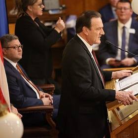 Governor ties South Dakota's economic future to U.S. defense, national security