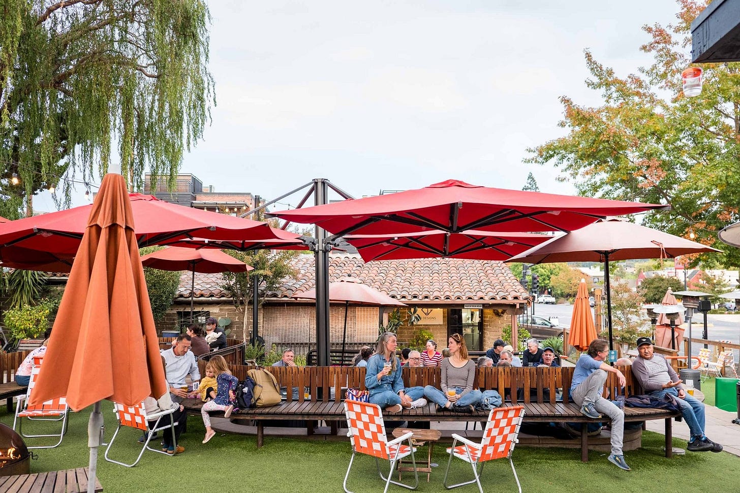 Headlands Brewing - Headlands Lafayette - Taproom & Beer Garden