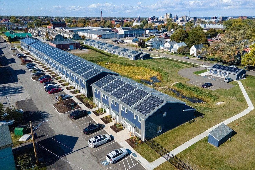 Parade Street Commons East, by Onion Flats