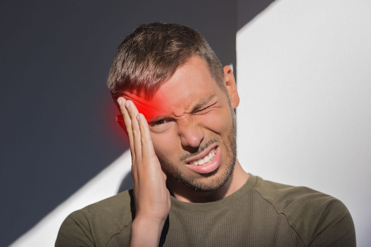 What's the Difference Between Cluster Headaches and Migraines?