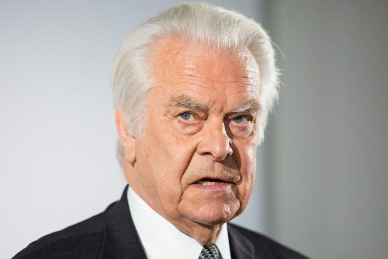 LONDON, ENGLAND - MAY 19: Former British Foreign Secretary The Rt. Hon Lord David Owen delivers a speech entitled 'The Courage of our Convictions' at the Vote Leave campaign headquarters in Westminster on May 19, 2016 in London, England. The British public will vote in a referendum on the 23rd of June to decide on whether or not to leave the European Union. (Photo by Jack Taylor/Getty Images) LONDON, ENGLAND - MAY 19: Former British Foreign Secretary The Rt. Hon Lord David Owen delivers a speech entitled 'The Courage of our Convictions' at the Vote Leave campaign headquarters in Westminster on May 19, 2016 in London, England. The British public will vote in a referendum on the 23rd of June to decide on whether or not to leave the European Union. (Photo by Jack Taylor/Getty Images)
