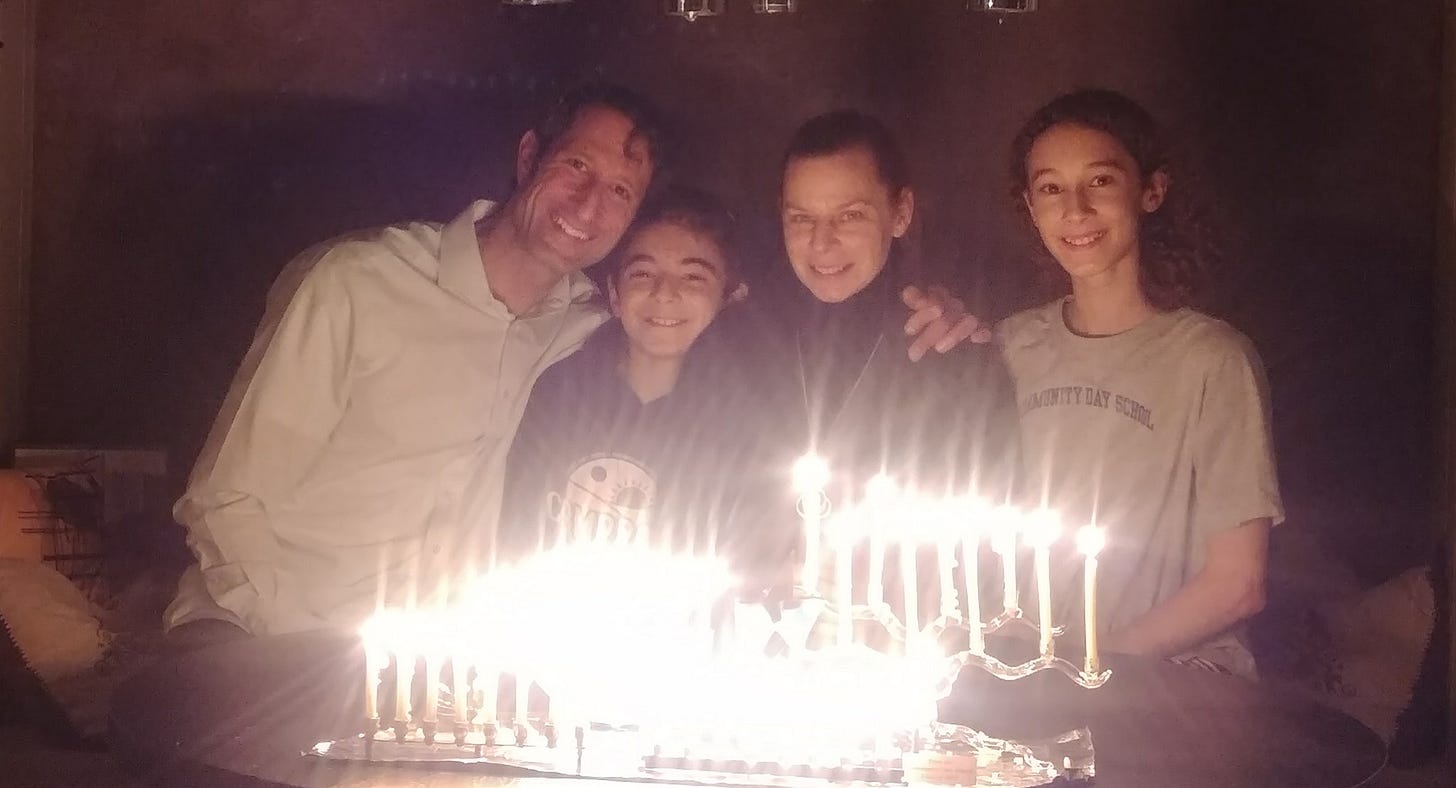 No photo description available.