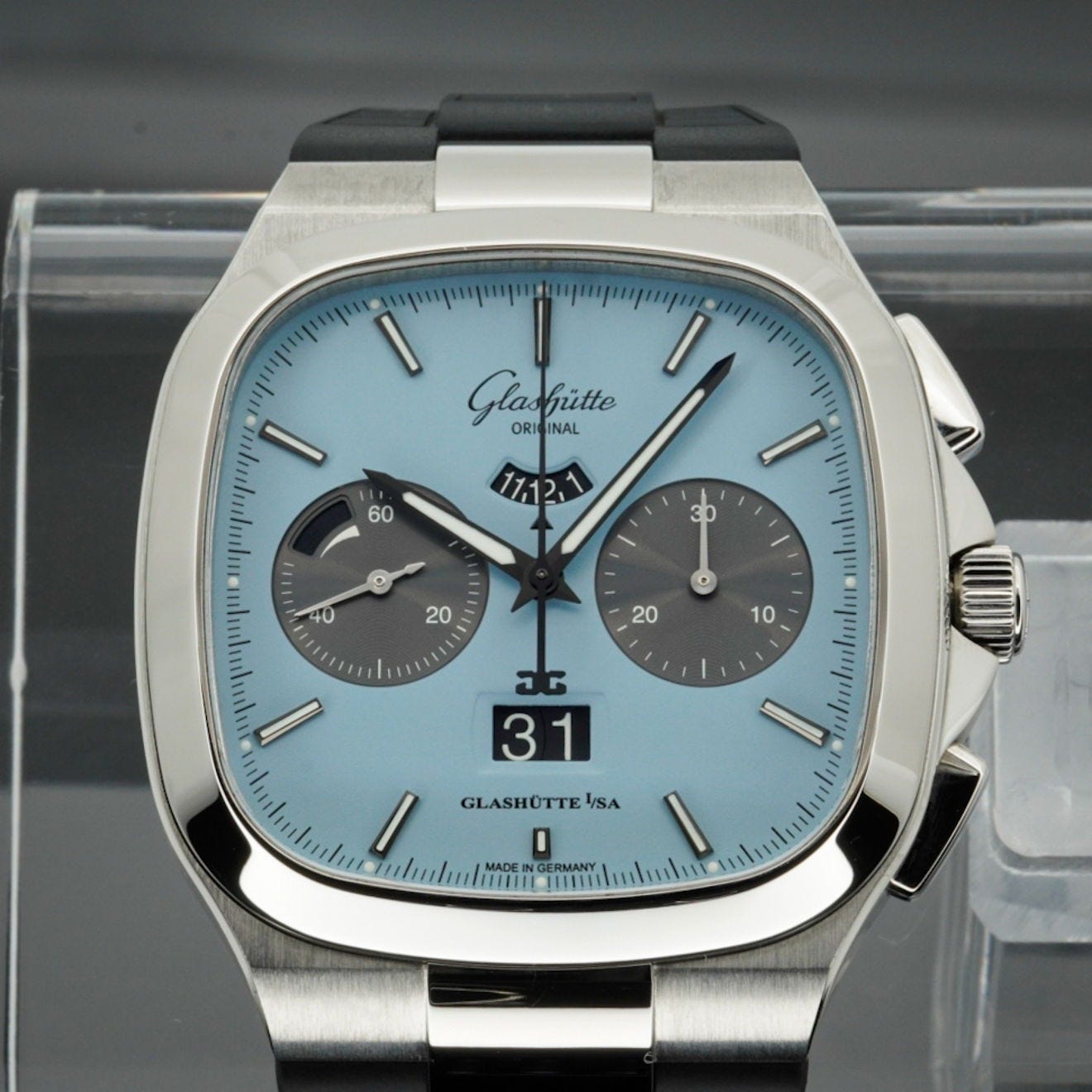 2023 Glashütte Original Seventies Chronograph Panorama Date Ocean Breeze/ Rubber 1-37-02-13-02-63 Listing Image 1 2023 Glashütte Original Seventies Chronograph Panorama Date Ocean Breeze/ Rubber 1-37-02-13-02-63 Listing Image 1