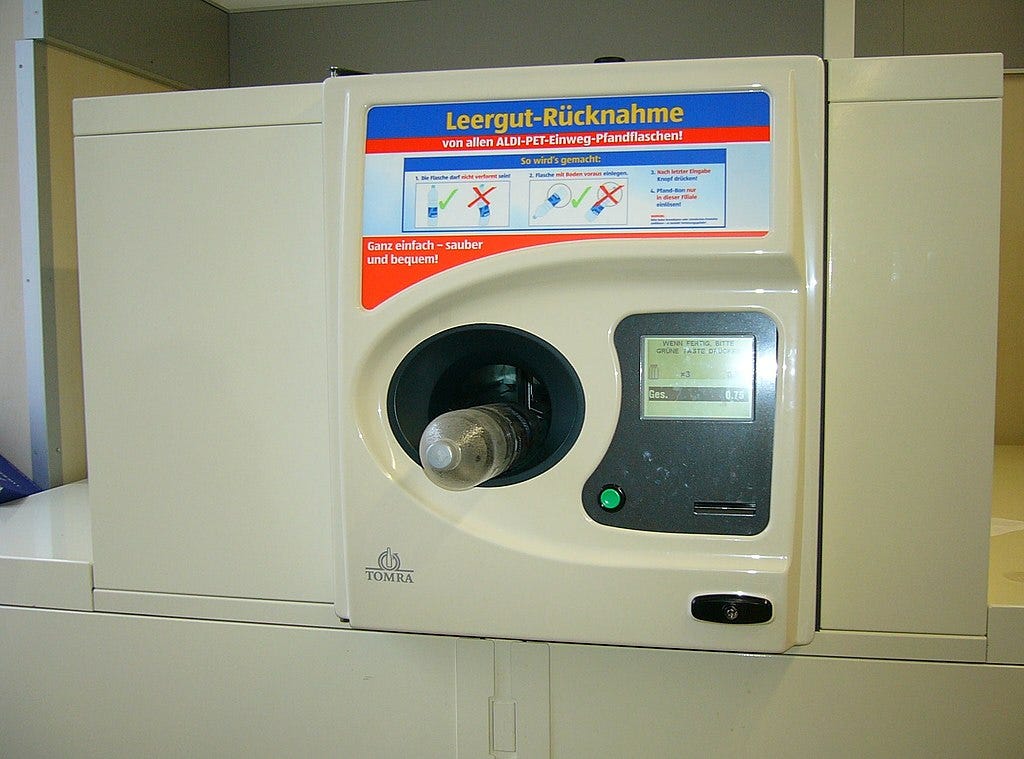 A machine for returning plastic bottles at an Aldi in Munich. A machine for returning plastic bottles at an Aldi in Munich.