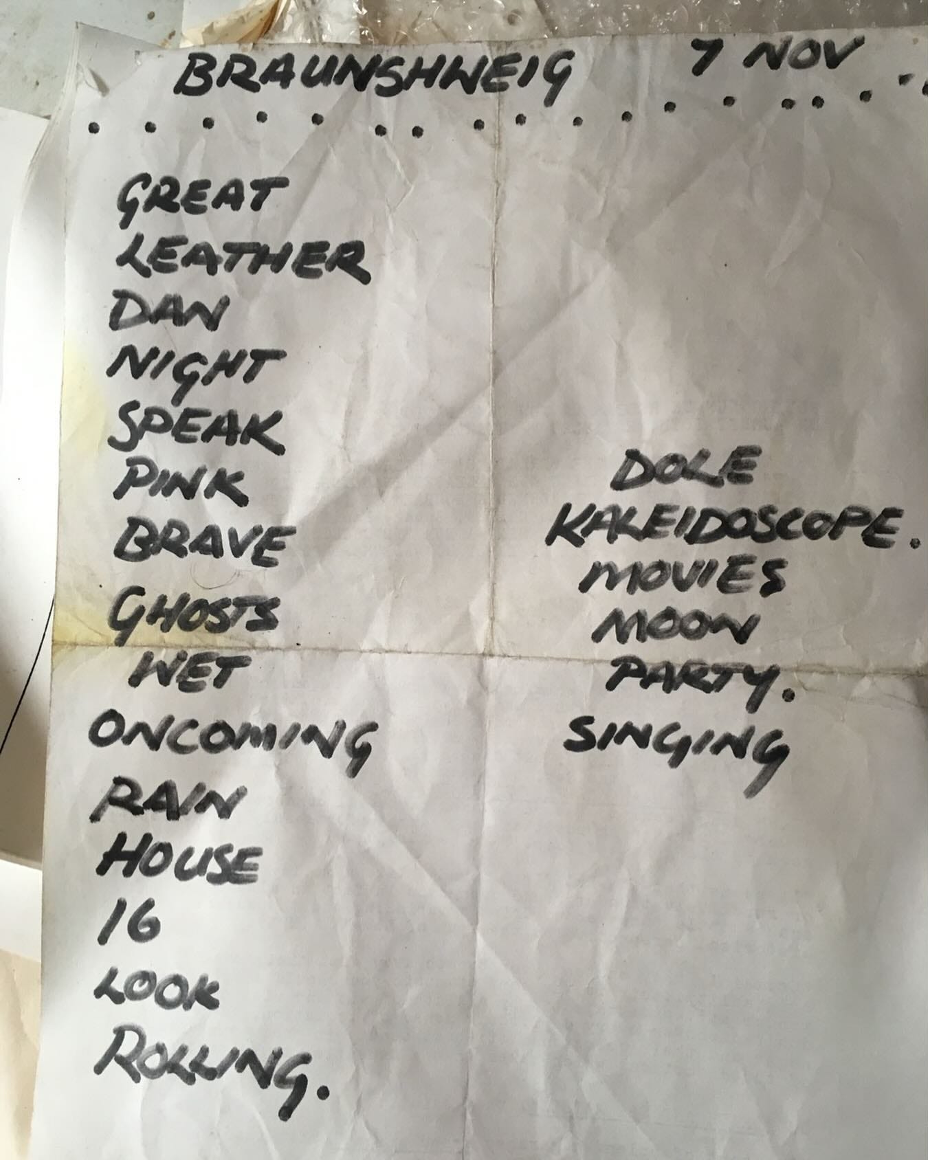 'one word is all you need' (photo; Justin Harwood on Instagram)