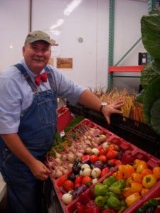 Pretty veggies in a state-of-the-art facility designed to move 'em out in optimal condition.