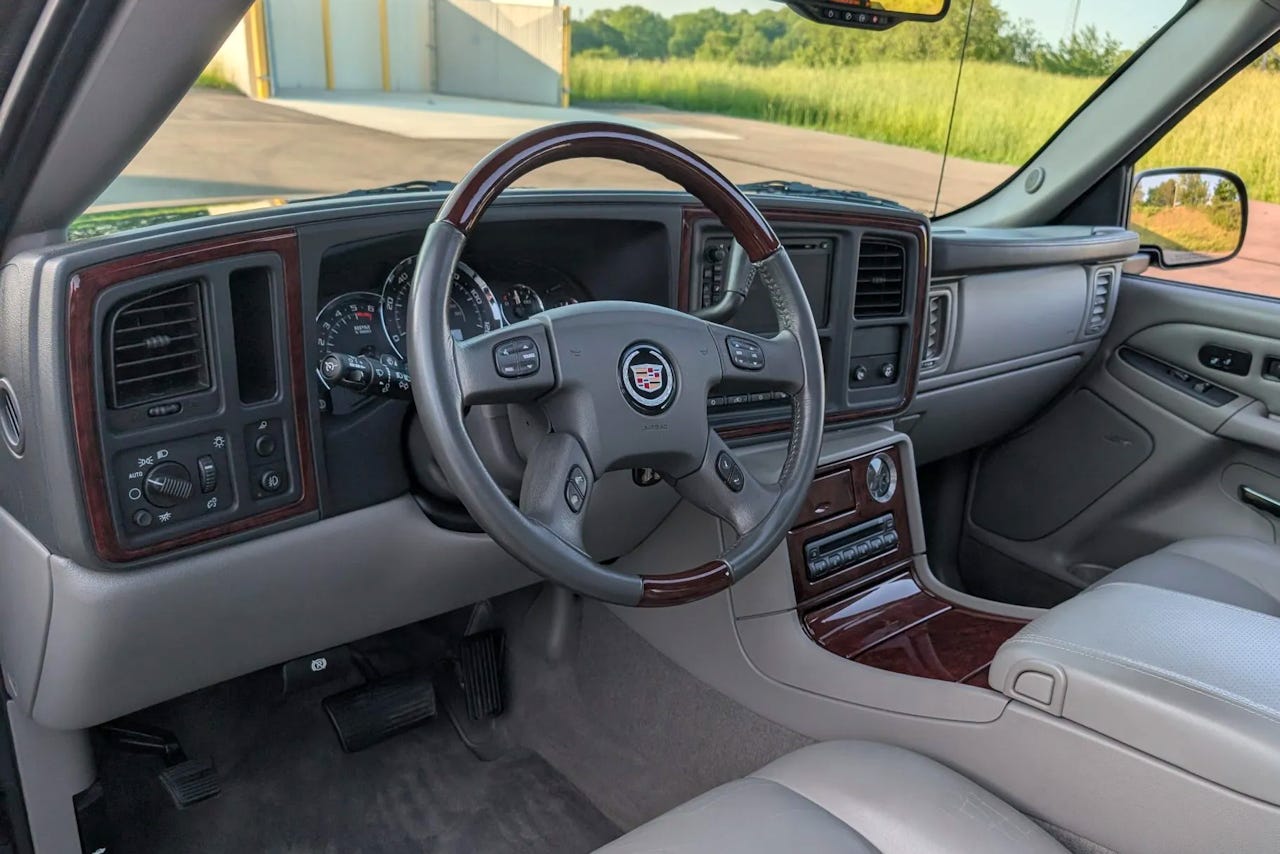 Cadillac Escalade EXT | Photo: Bring a Trailer