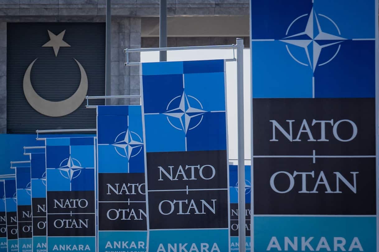 Al vertice Nato di Ankara la resa dei conti tra Europa e Usa | Sky TG24 Al vertice Nato di Ankara la resa dei conti tra Europa e Usa | Sky TG24