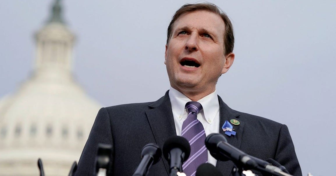 Dan Goldman introduces resolution to censure Stefanik