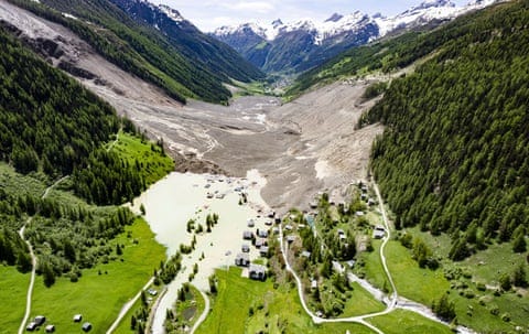 An aerial view of the destruction of Blatten