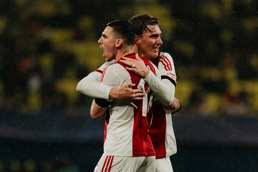 Ajax strike late against Villarreal Ajax strike late against Villarreal
