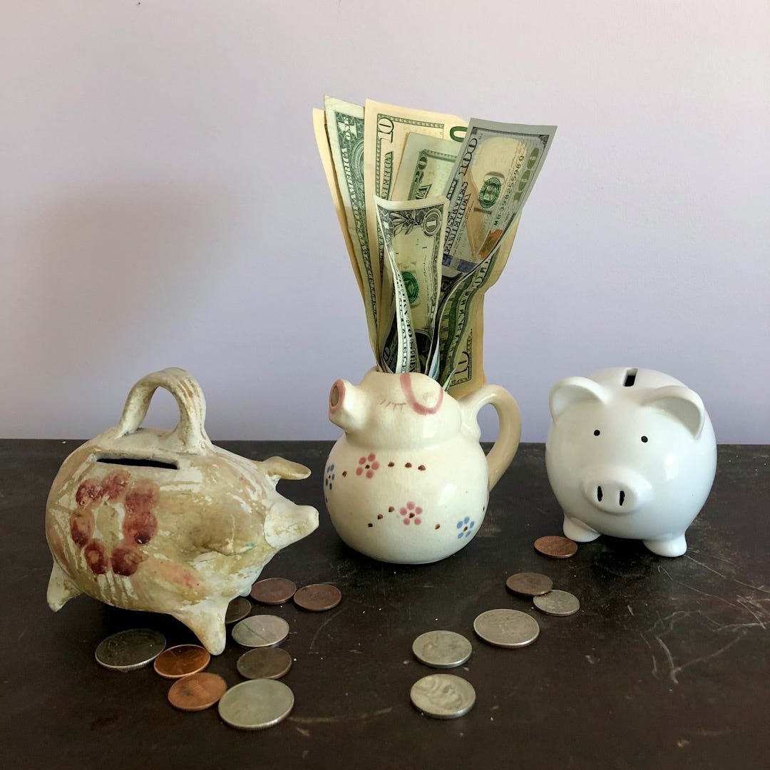 white ceramic teapot beside white ceramic teapot white ceramic teapot beside white ceramic teapot