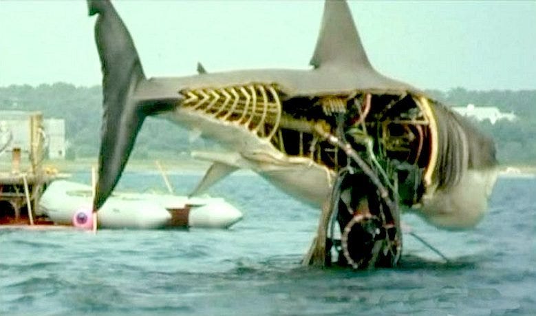 bruce-the-animatronic-shark.jpg (779×459)