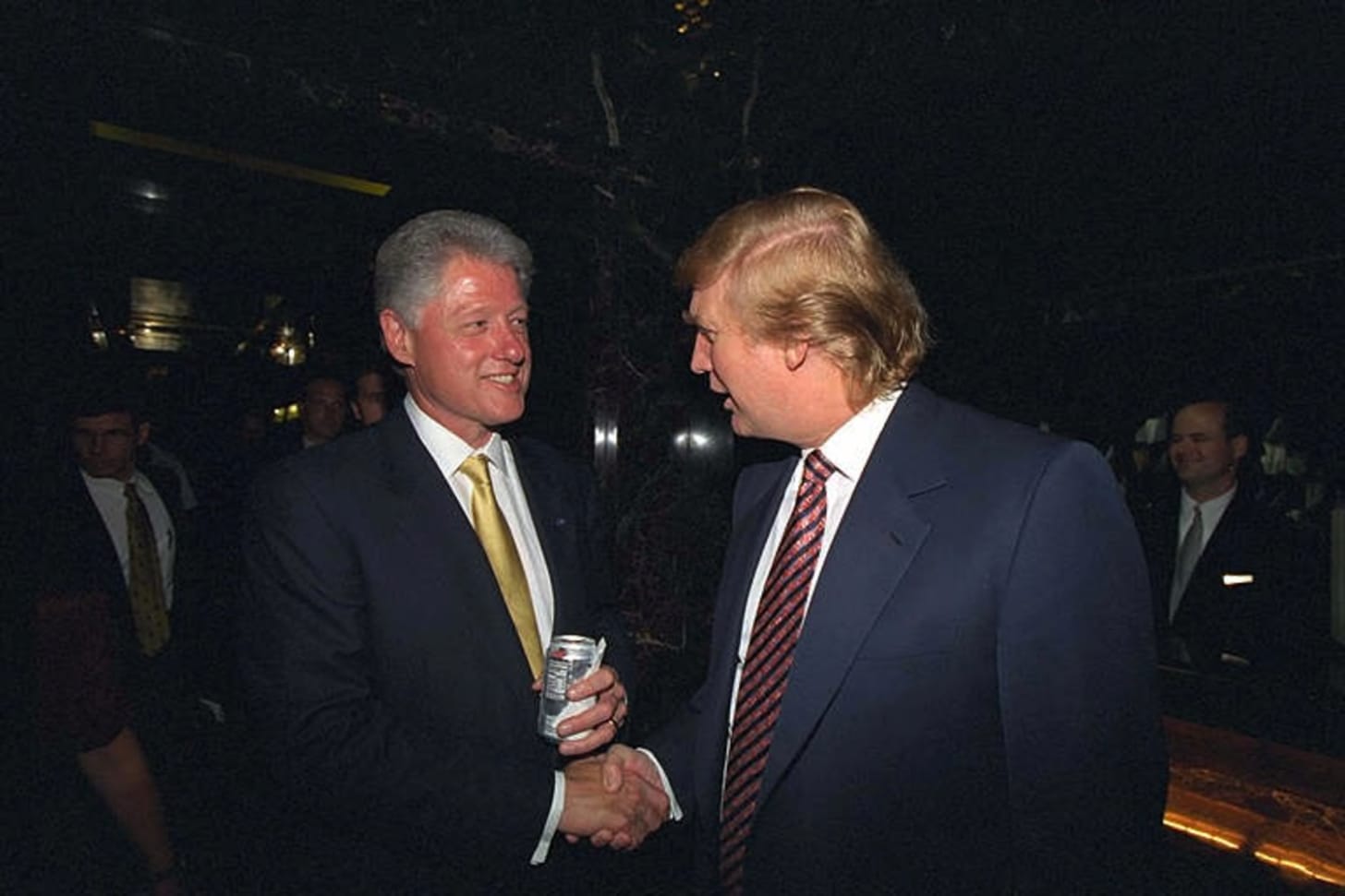 https://media-cldnry.s-nbcnews.com/image/upload/t_nbcnews-ux-2880-1000,f_auto,q_auto:best/newscms/2016_36/1702166/160908-bill-clinton-donald-trump-mn-1050.jpg
