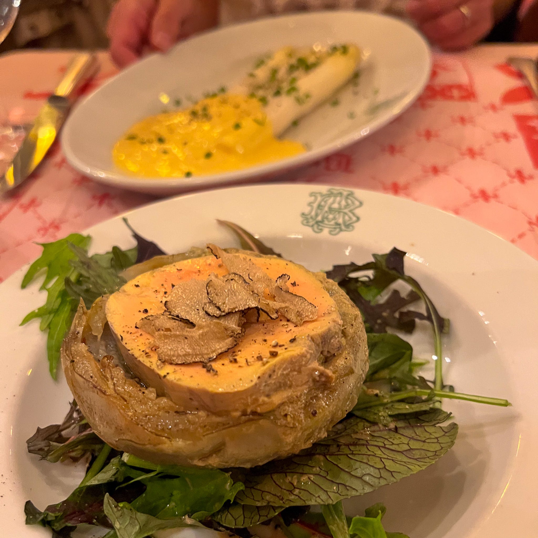 Auberge Bressane classic Paris bistro near the Eiffel Tower